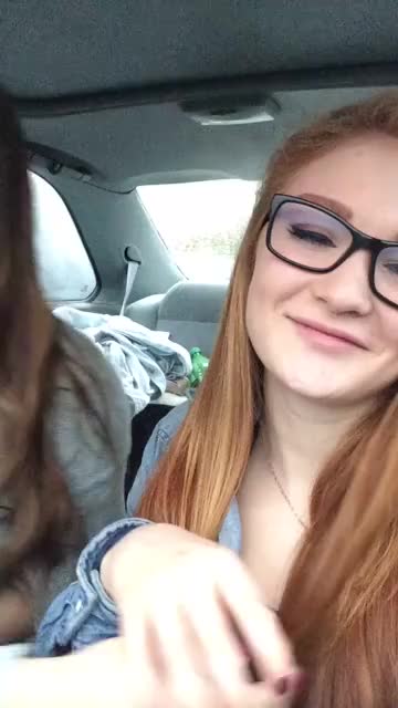 Can't resist each other : video clip