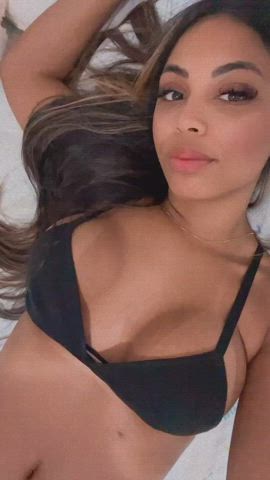 I'm 19, wanna taste me? : video clip