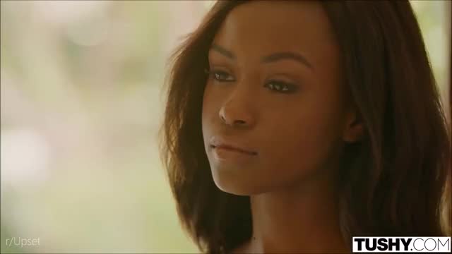 Black Girl Analyzed And Cummed On : video clip