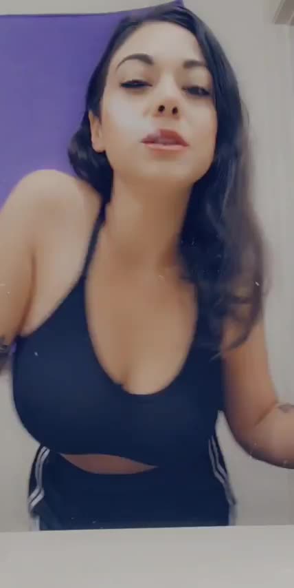 I promise that I'll keep it comin' all night long💋 : video clip