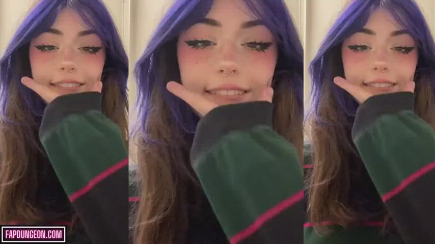 Babe Cumshot Leek Tiktoker : video clip