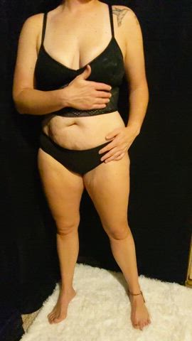 thick hotwife 36dds for ur viewing pleasure : video clip