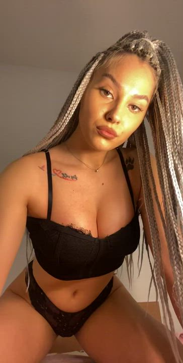 Lay down and let me do the work 🤤 : video clip