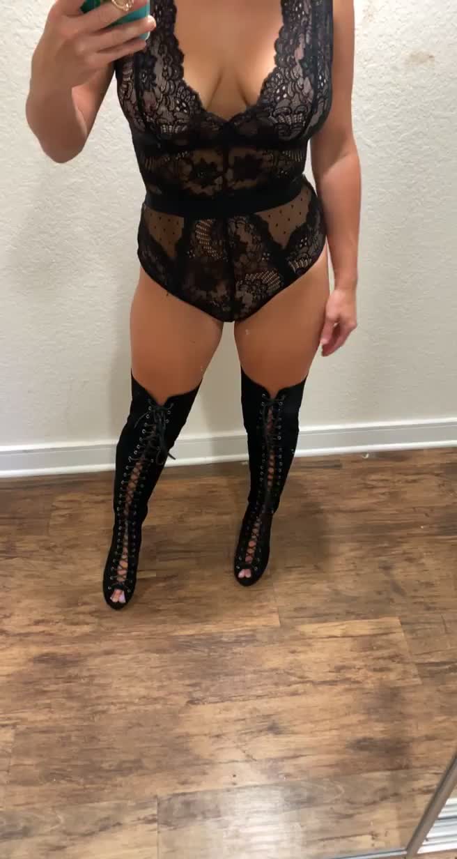Is this outfit good (f)or a night in? 🤫💓 : video clip