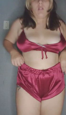 ready to sleep I just need your company : video clip