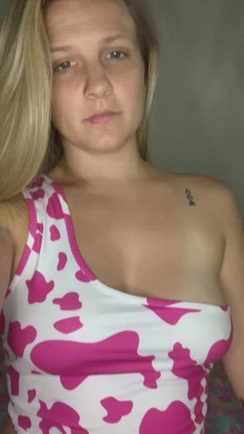 Pretty milf ready to be clapped : video clip