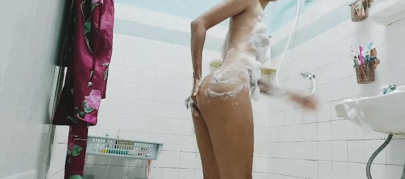Practicing for your big cock in my ass : video clip