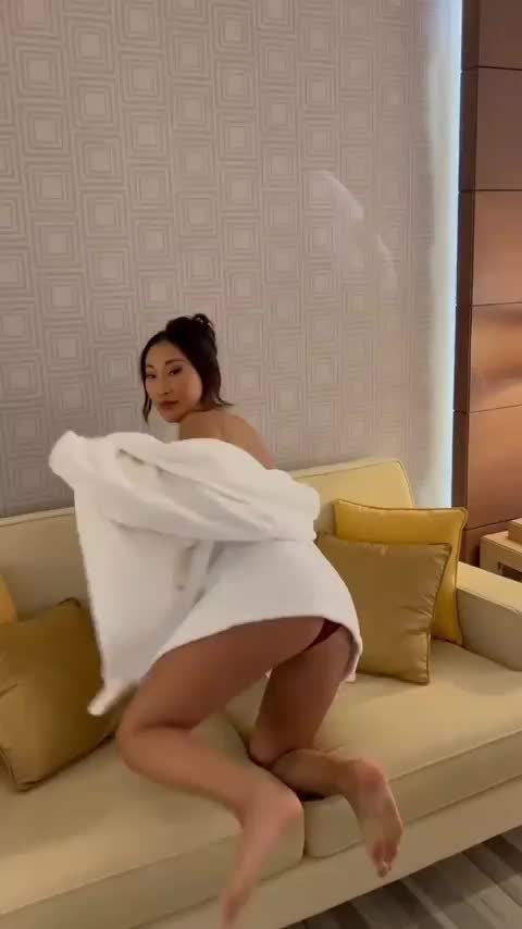 I need your cum inside my fertile pussy while I’m ovulating 😜 : video clip