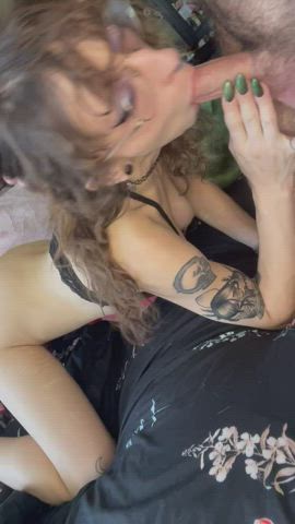 I bet you want to feel my tongue rings too ;p : video clip