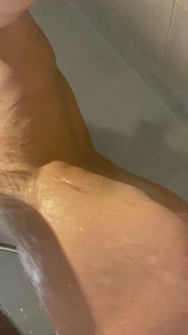 I’m bored. Tell me what I should do to entertain myself? : video clip