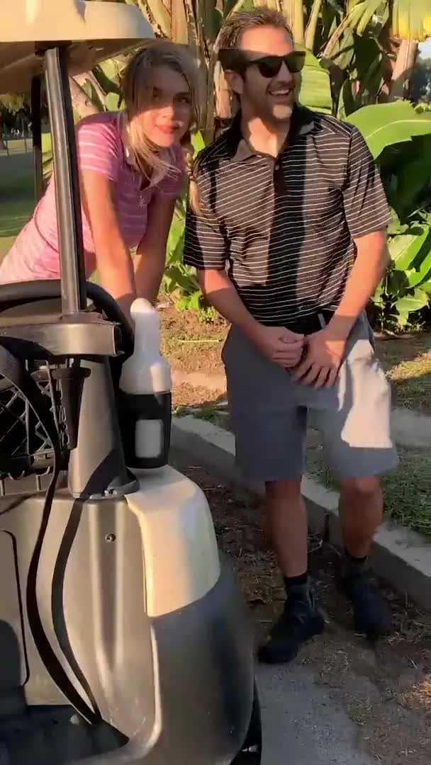 Hoping No One Catches Them : video clip
