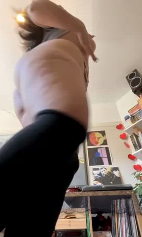 wish i was sitting on ur face w this fat ass, gooner? <3 : video clip