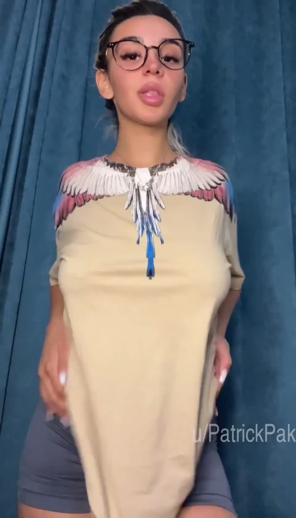 Ph, very naughty mood : video clip