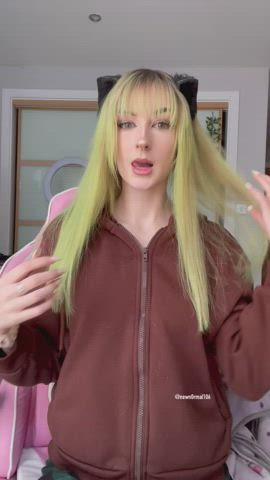 awkward but still cute 🥰 : video clip