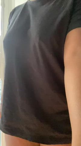I heard wide hips are best for breeding : video clip