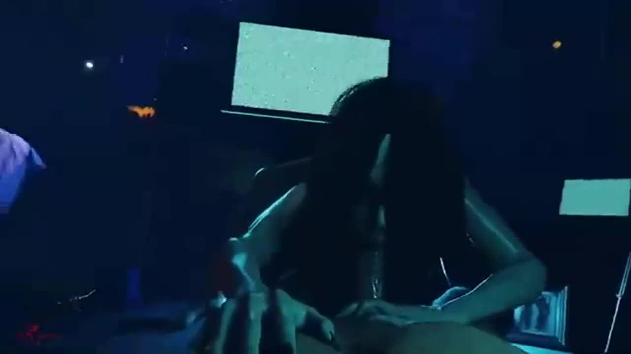 Dangerous Viewing Sadako (Dezmall) [The Ring] : video clip