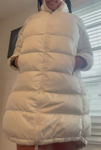 Can I pretty please keep your cock warm this winter? : video clip