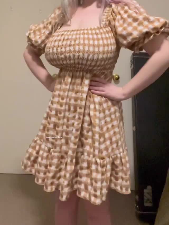 This dress really brings out my personality : video clip