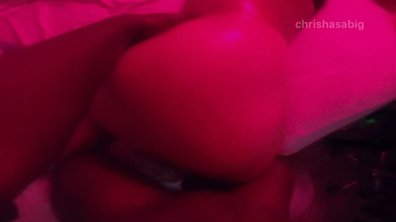 Thick White Girl loves taking BBC from the side [OC] : video clip