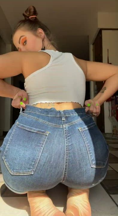 Would you fuck my ass 😇 : video clip
