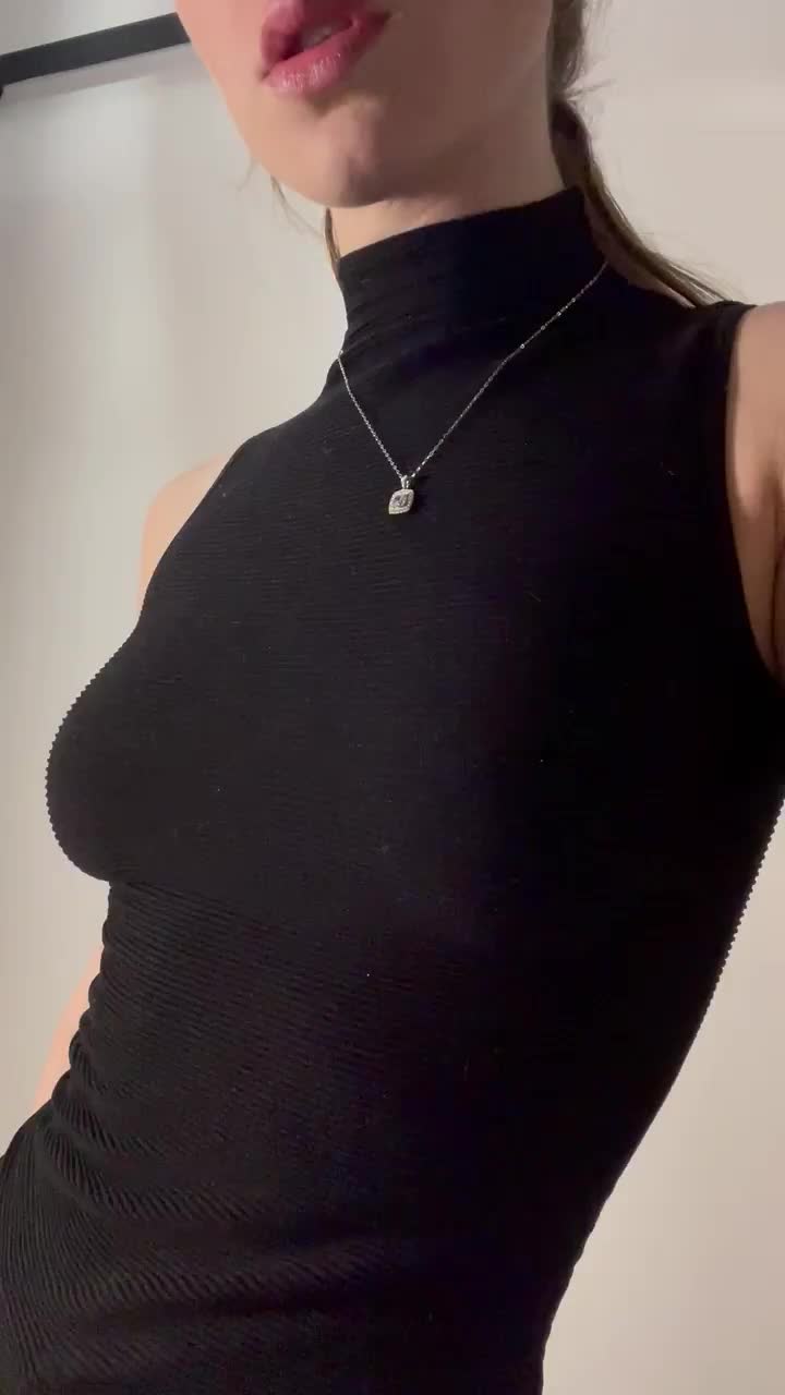 So i found out my friends know about my reddit… hi guys! : video clip