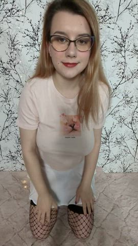 Have you ever seen 32H's on a 4'11 frame? :3 : video clip