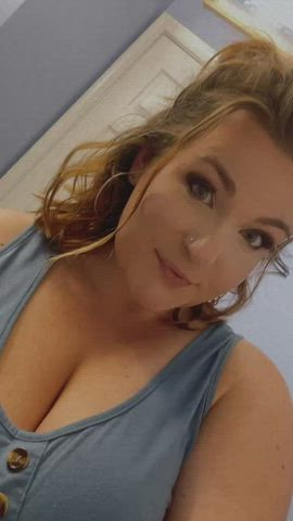 feeling lonely tonight : video clip