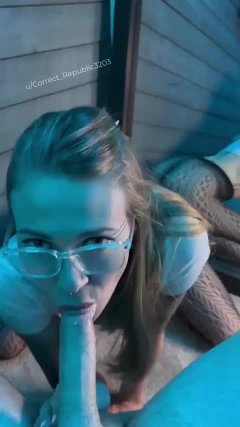 Hold me down🥵🥰😈 : video clip