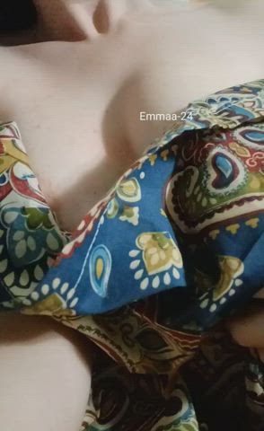 Cuddle? : video clip