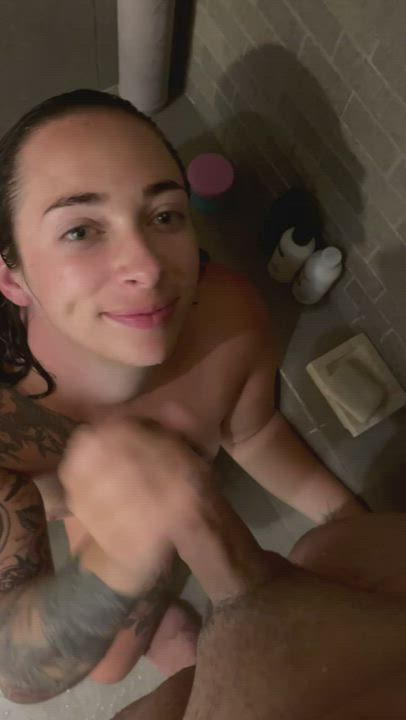 She wanted my cum on her face : video clip