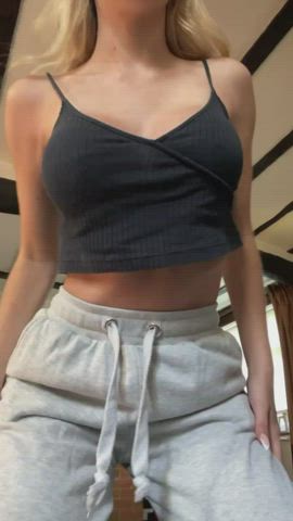 And with one wipe of the camera lens my clothes disappeared.. : video clip