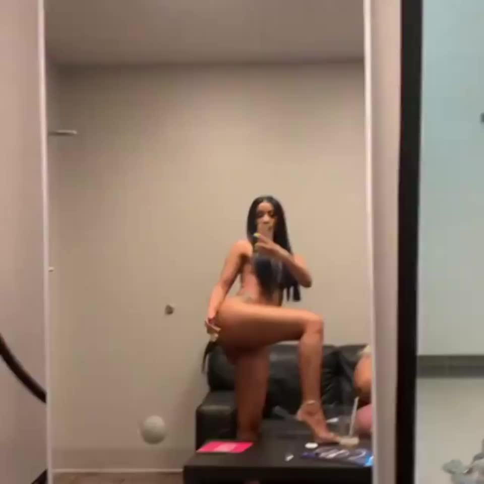 Cardi B Strips Down On Instagram. : video clip