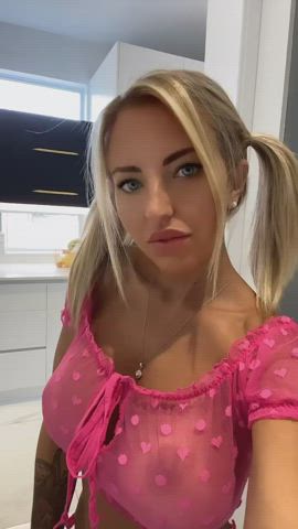 Would you be mad if I asked you to suck them : video clip