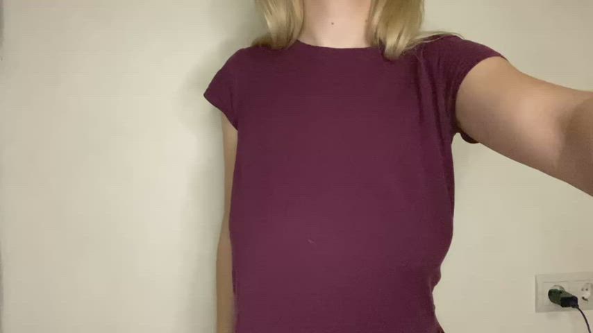 I want you to fuck me between the tits : video clip