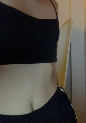 I just love being that asian chick who shows off her body : video clip