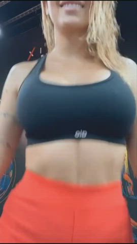 Boobs-Surprise so keep watching 🍒😋 : video clip