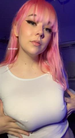 a top-tier titty drop for a top-tier sub :) : video clip