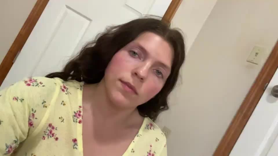 Can I have little flicks until the bed is a mess? : video clip