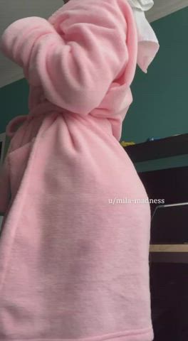 May I open the door for you like that? : video clip
