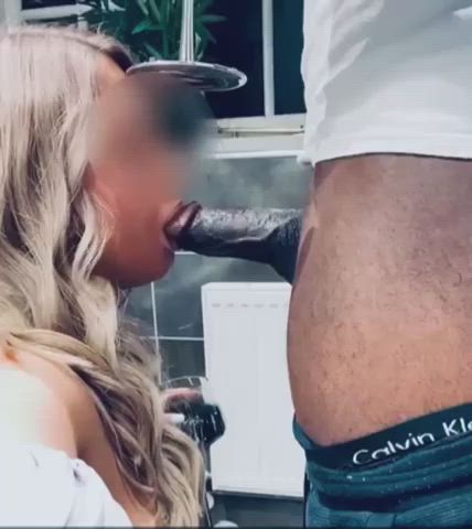 Hot as fuck : video clip