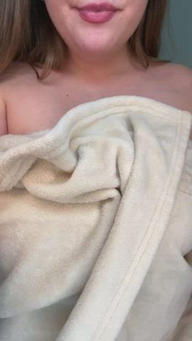 Hope you don’t mind a bit of tummy on your busty girls :p : video clip
