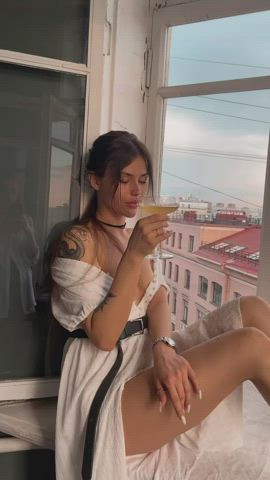 I wish you were here next to me right now : video clip