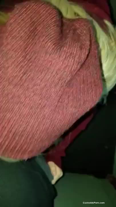 Taking BBC in a gloryhole : video clip