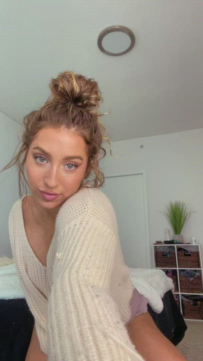 Wanna fuck a 19 year old? : video clip