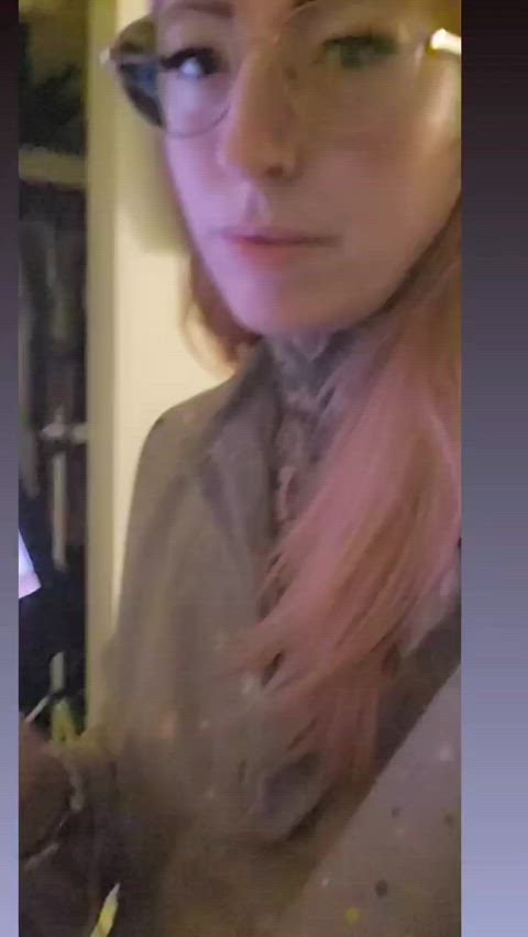 When you goon so hard for big cocks, it makes you lick your screen : video clip