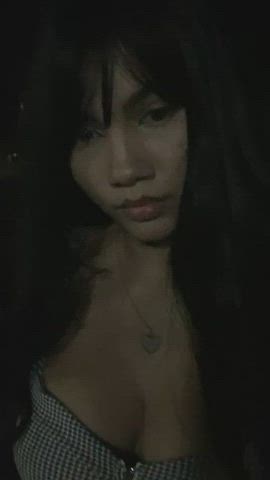 I just couldn't resist getting my tits out in the middle of the city I hope no one saw me hihi : video clip