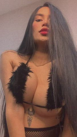 Curious if you’d play with my teen body ? : video clip