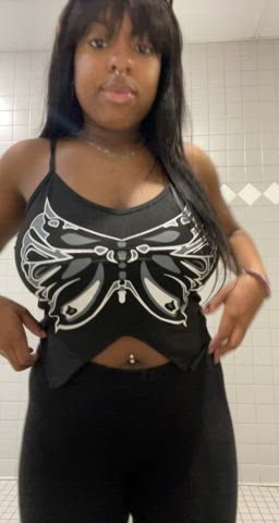 Pretty titties? : video clip