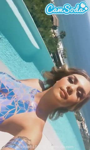 Sooo Shiny : video clip