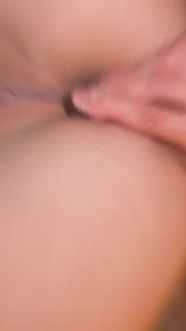 Can I help you cum : video clip